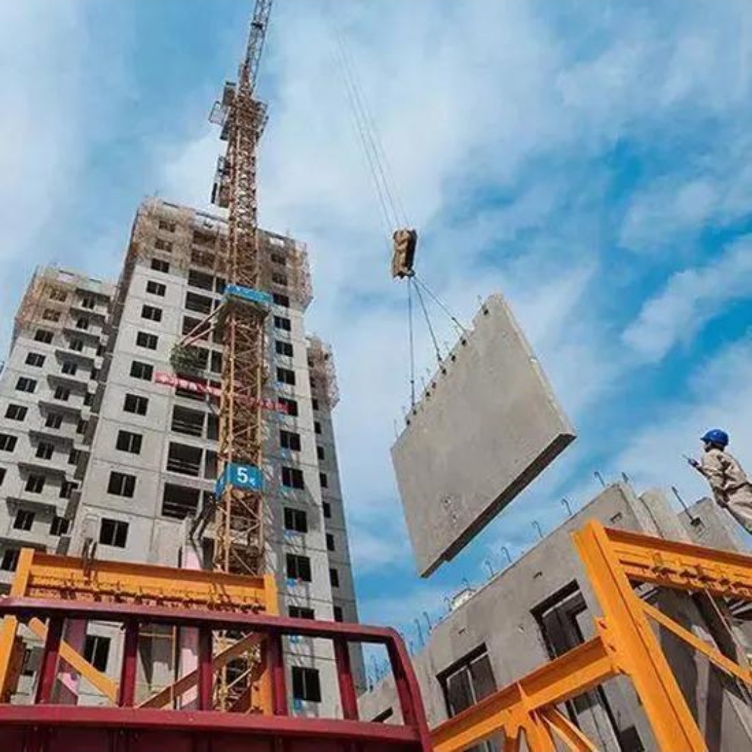 Jumpform climbing formwork on a tower