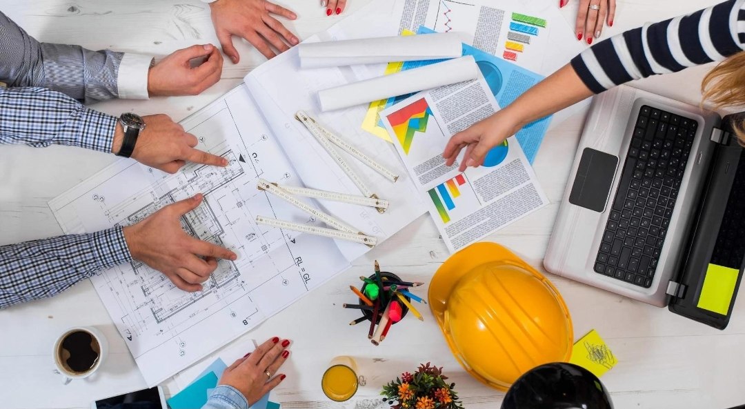 Obras Onsite construction leaders on a live Australian project